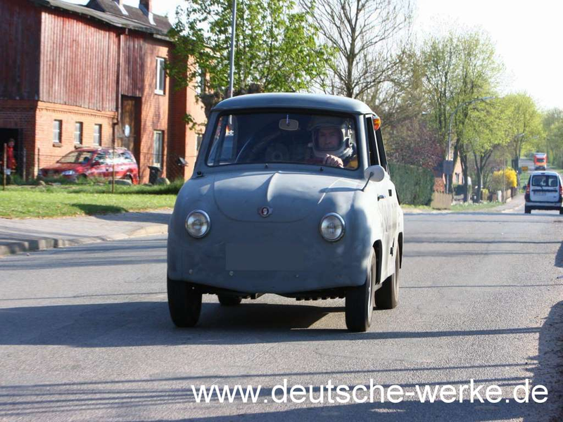 Illustration for article titled Awesome, Defined: The 10-Liter, Radial-Engined Goggomobil